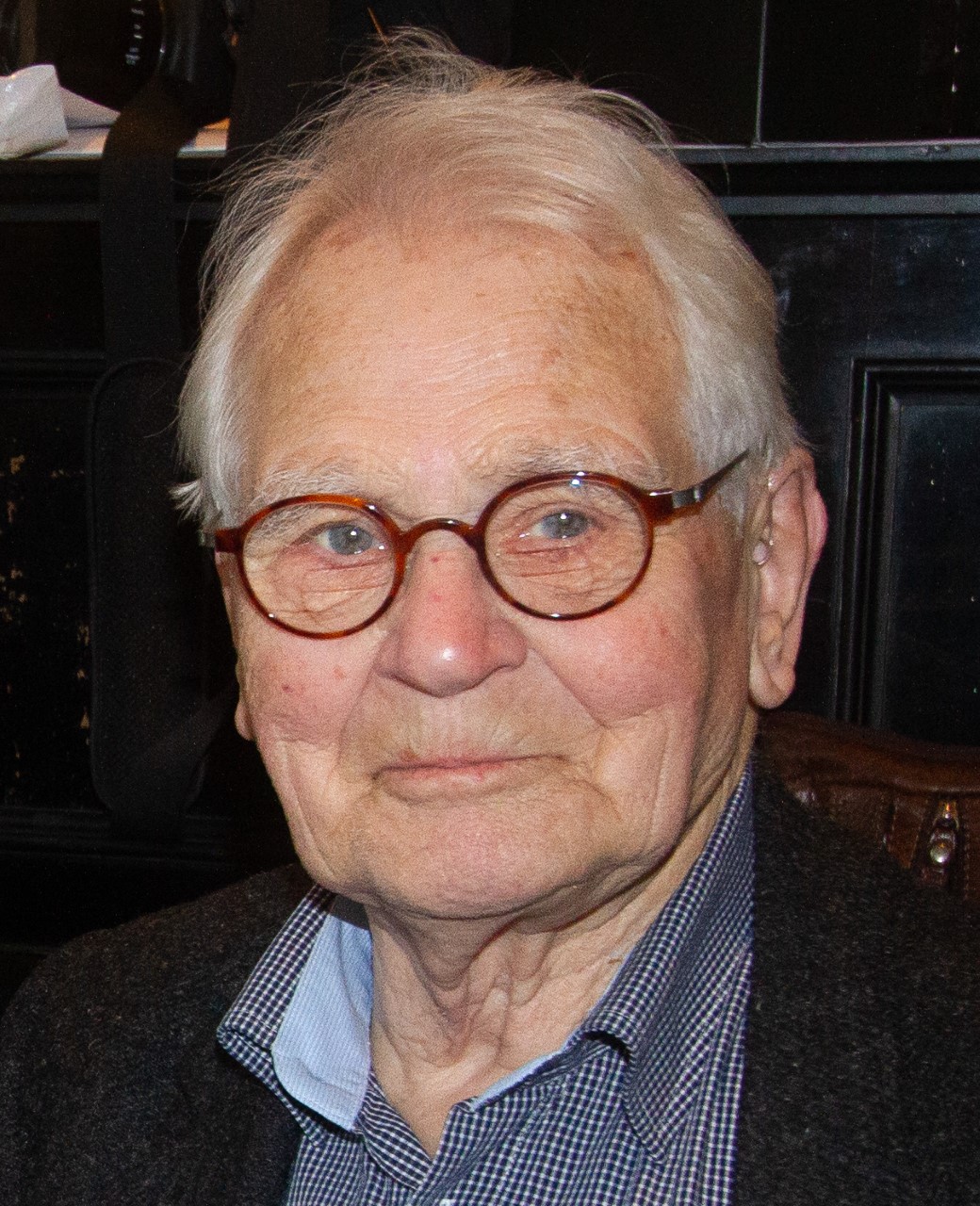 Hessel Altenburg aan het woord, oud-docent scheikunde 1955-1988